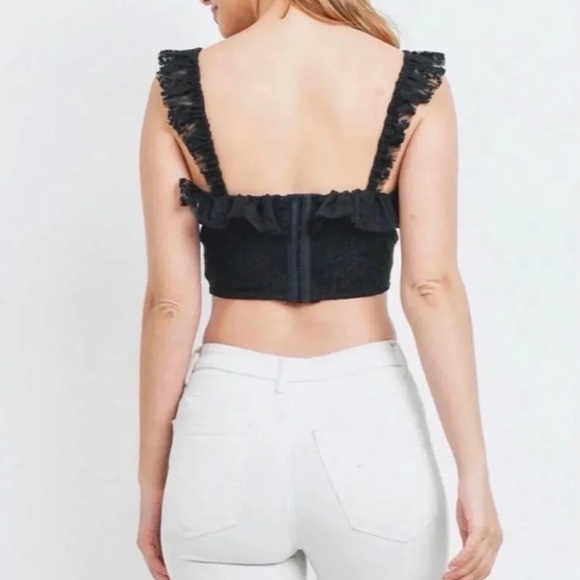 Lace crop bra - Picture 2 of 3